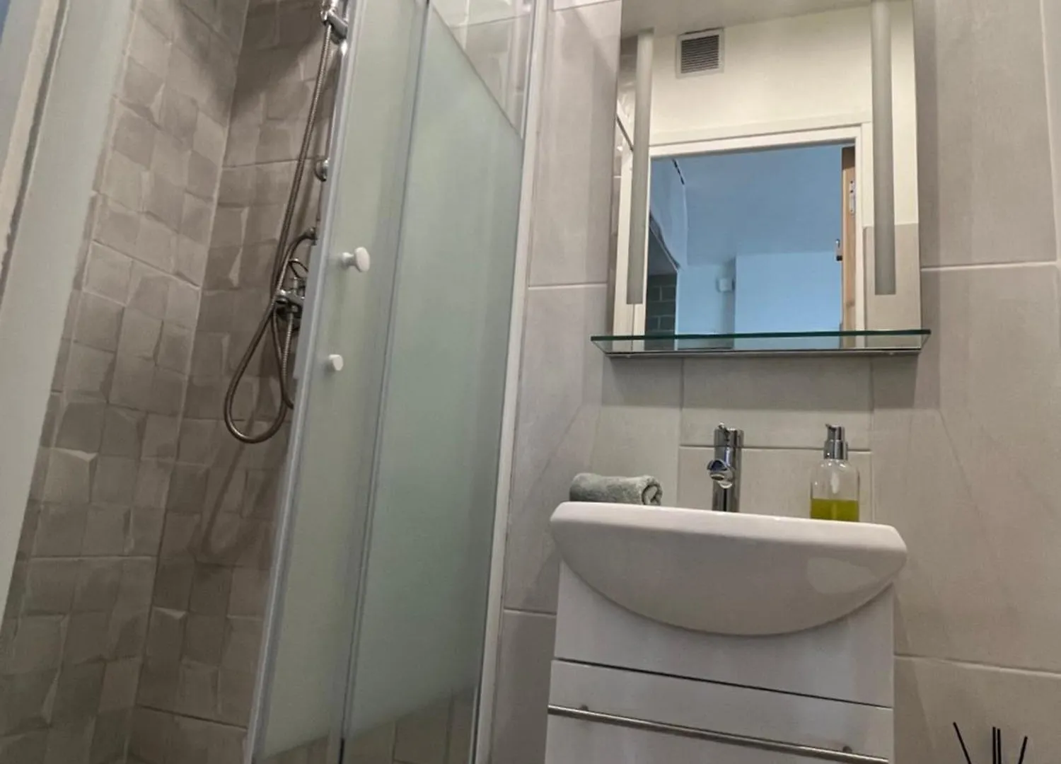 Suite Vue Montmartre & Balcon Paris Apartment